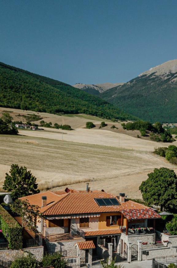 Affittacamere Residenza Montedoro Norcia Buitenkant foto
